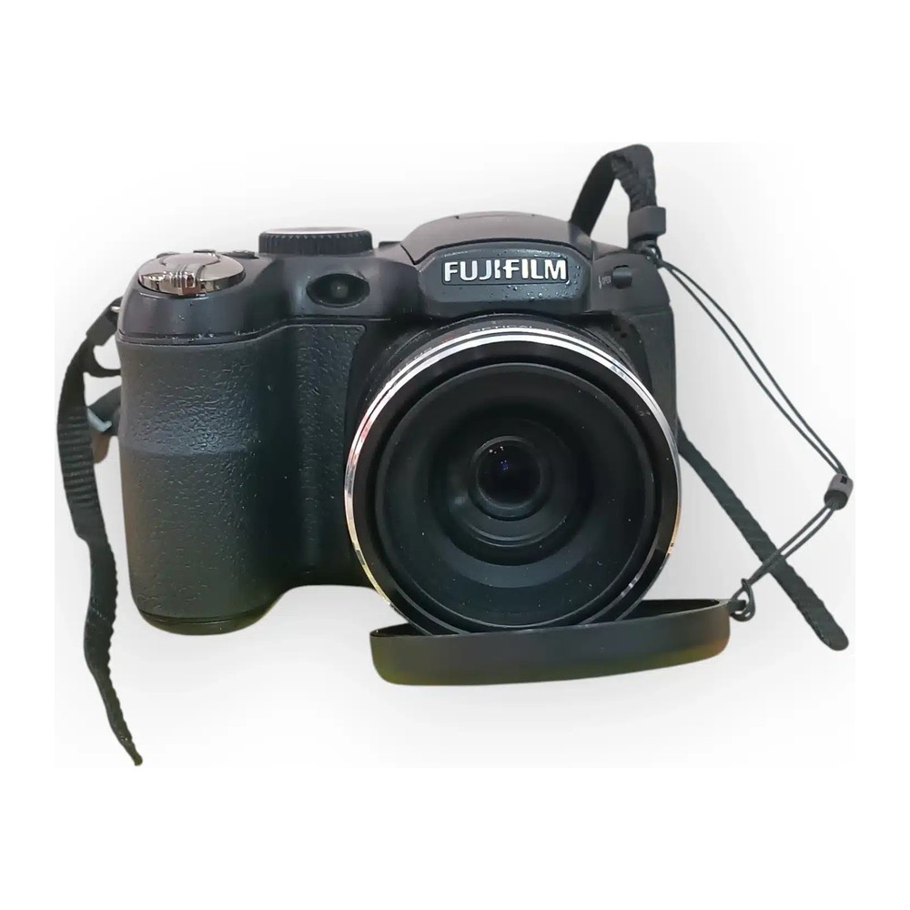 Cámara compacta Fujifilm FinePix S1800 12,2 MP — imagen 2